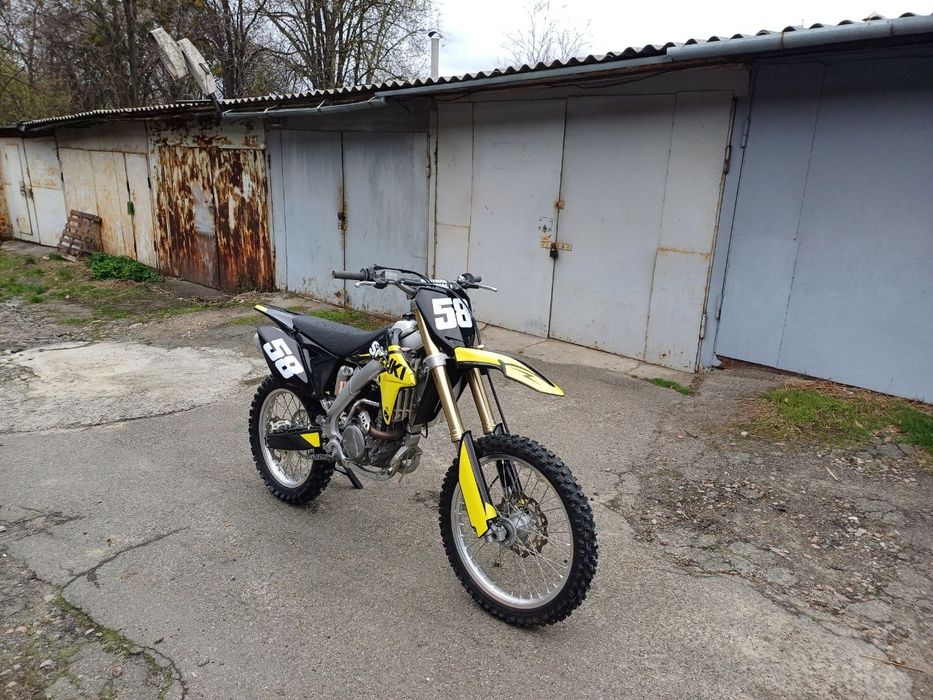 Suzuki RMZ250 мотоцикл