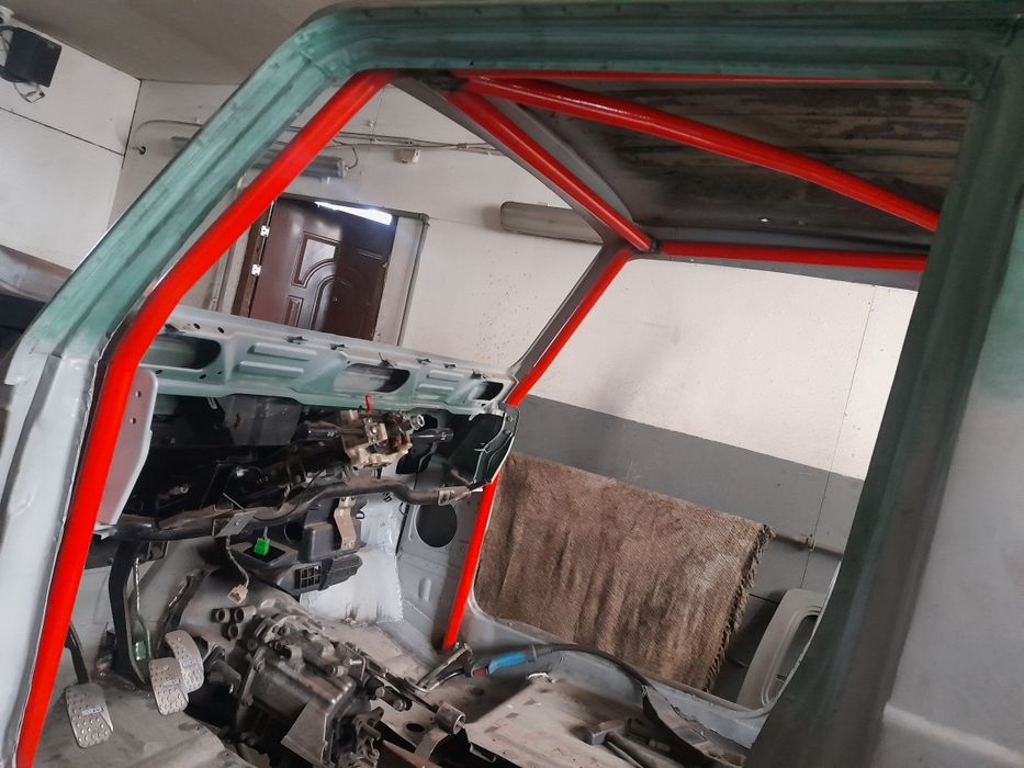Suzuki samurai klatka bezpieczeństwa