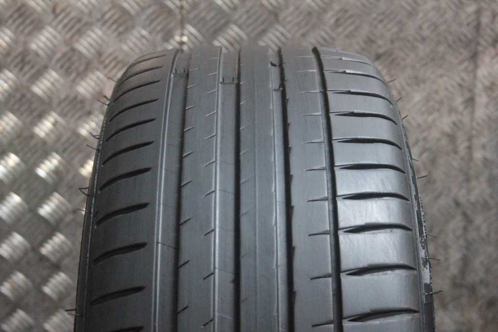 225/45/17 Michelin Pilot Sport 4 ZP 225/45 R17 91Y 2022r