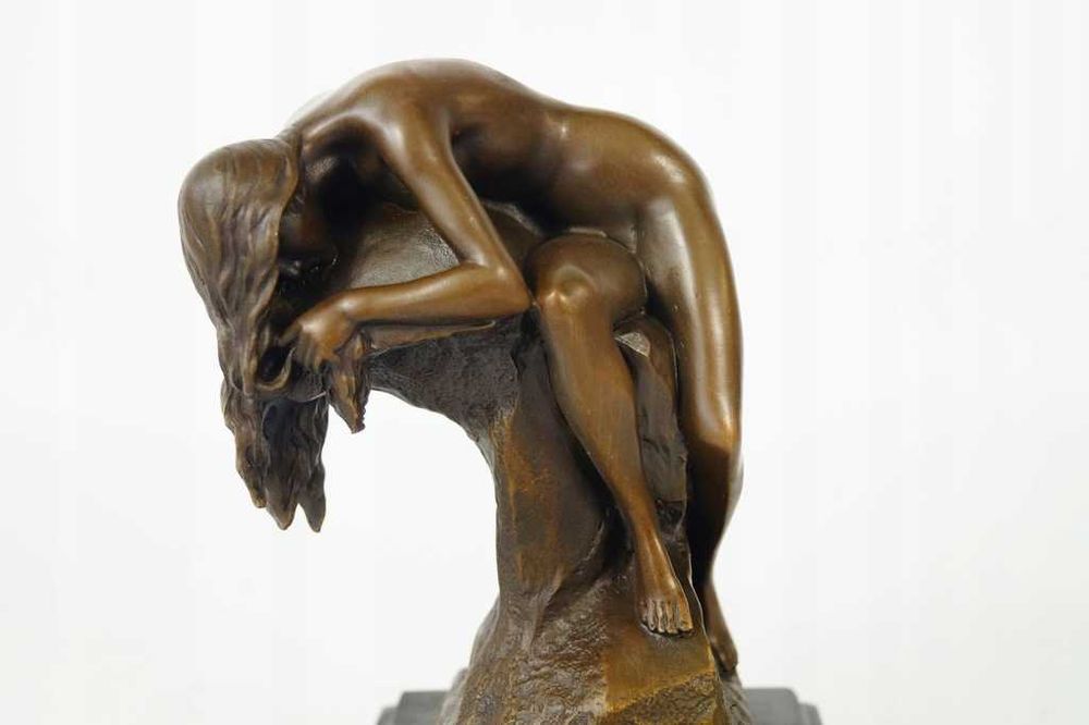 Figura z brązu rzeźba Kobieta AKT SECESJA