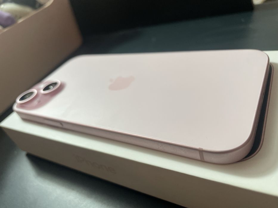 Iphone 15 + plus różowy IDEALNY