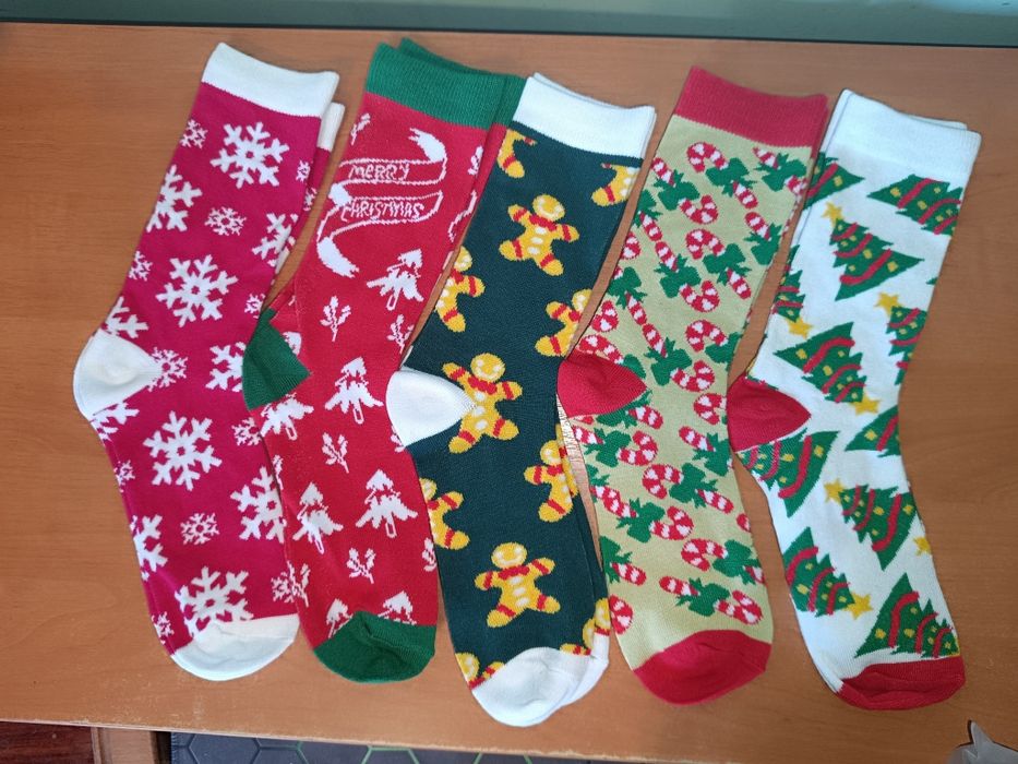 Новорічні шкарпетки в подарунковій упаковці ! 5 пар