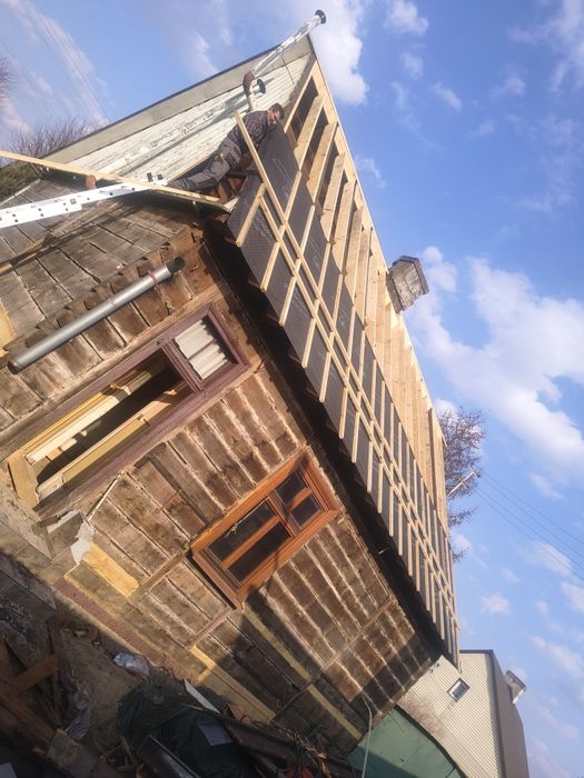Rekonstrukcje/ budowa domów drewnianych