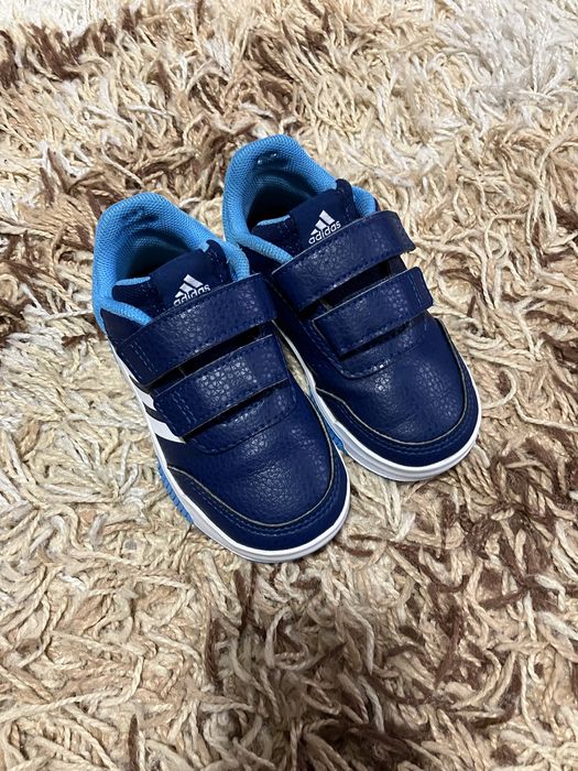 Дитячі кросівки Adidas