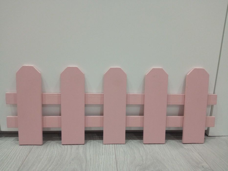 Casinha de passarinho com cerca