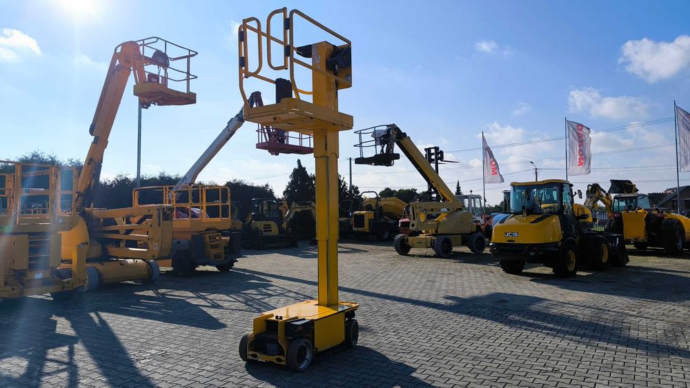 Podnośnik masztowy JLG 1230 ES Rok produkcji 2015