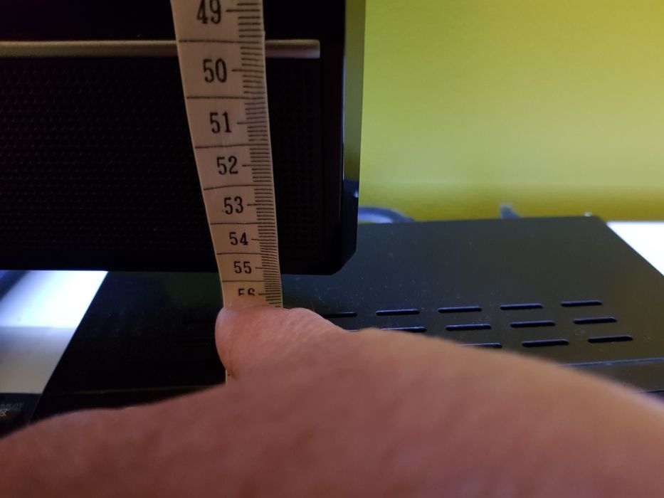 Sprzedam telewizor LĢ 32 cali plus dekoder do telewizji naziemnej