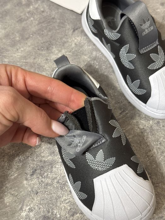 (23 р) та (23.5 р) Дитячі кросівки Adidas Superstar 360 , Оригінал