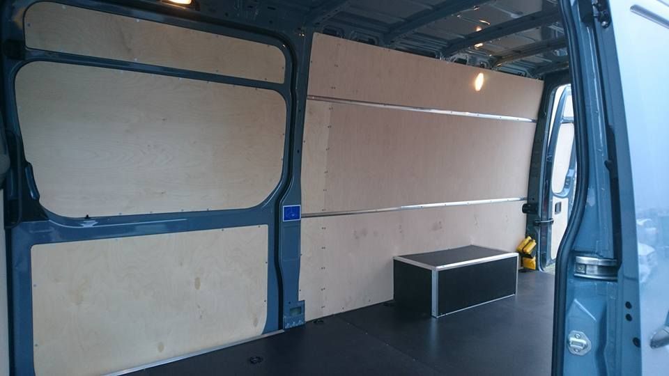 Zabudowa warsztatowa MB Sprinter L4H2