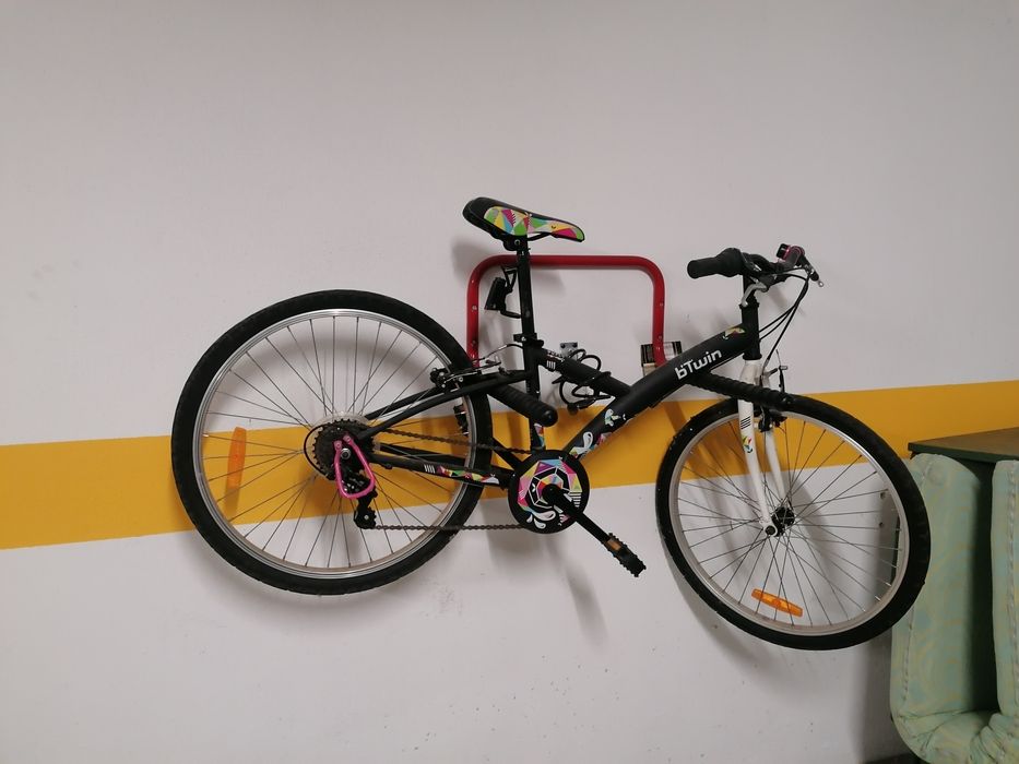 Bicicleta da Decathlon para jovem