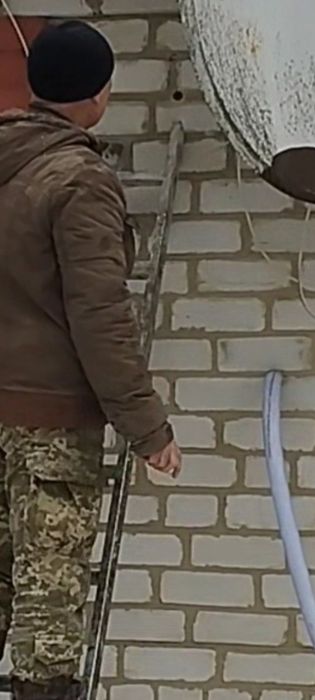 Утеплення стін  будинків  рідким пінопластом-піноізолом.