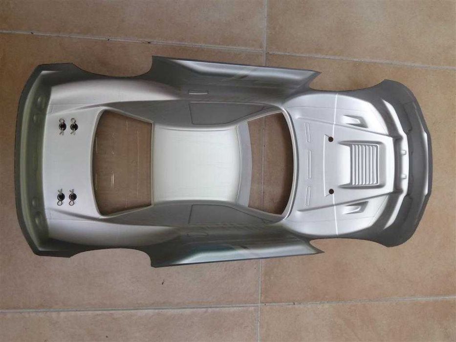 Modelismo RC:carroçarias carros escalas 1:10 e 1:12.Novas. LER anuncio