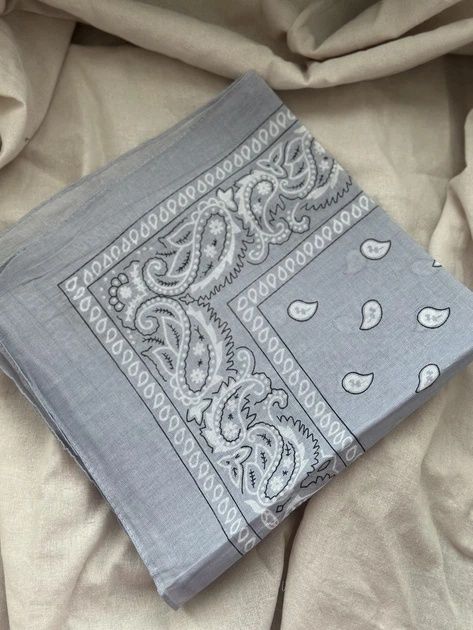 Нова хустинка жіноча