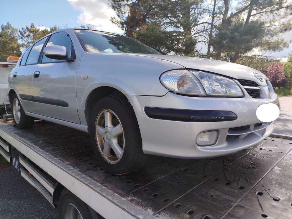 Para peças Nissan Almera 1.5I ano 2001