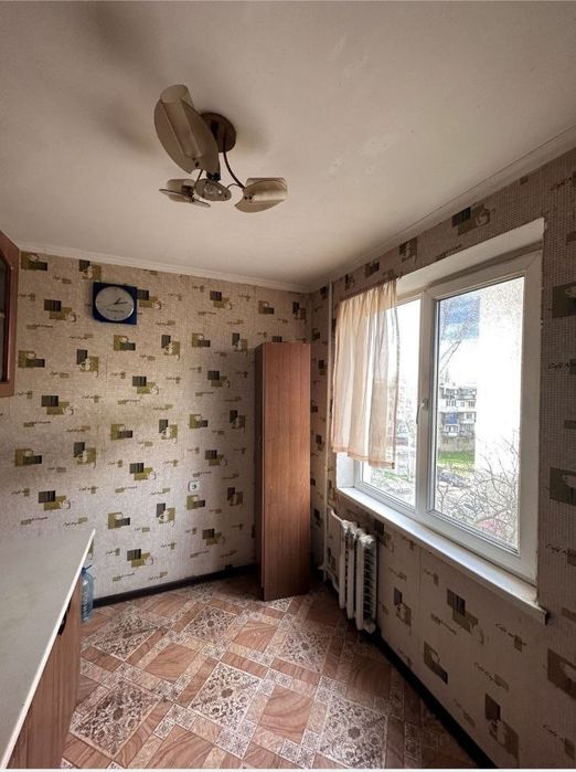 В продаже 4х комнатная квартира.
