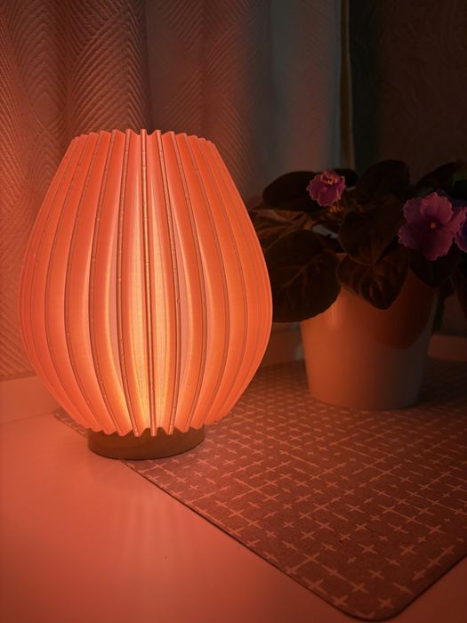 Стильна настільна лампа в скандинавському стилі | LED | Тепле світло