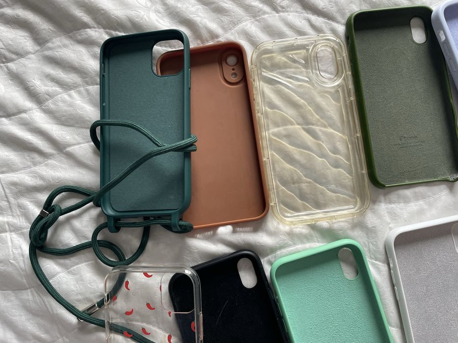 Чохли на Iphone xr