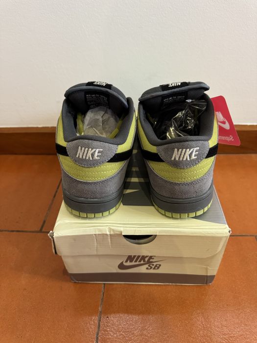 Tênis Unissex Supreme x Nike Dunk Low SB Camper Green Preto HQ8487-300