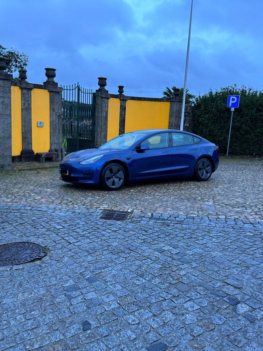 Tesla Model 3 Standard Range Plus (Facelift)