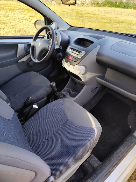 Peugeot 107 Van Diesel com Ar Condicionado