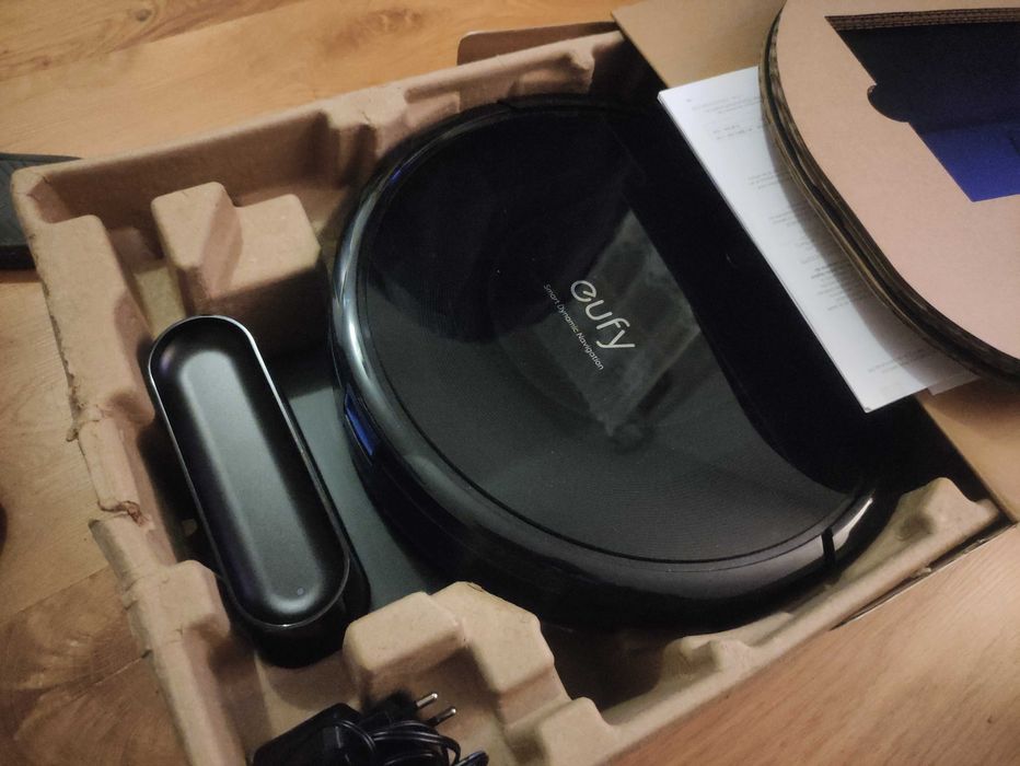 Robot sprzątający Eufy RoboVac G10 Hybrid - Nowy