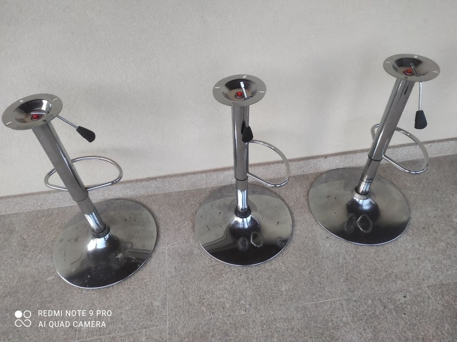 3 Estruturas de cadeiras de cozinha giratória a pintar de novo