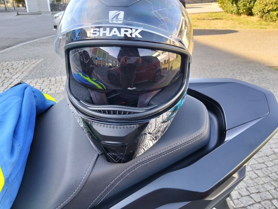 Capacete SHARK  novo