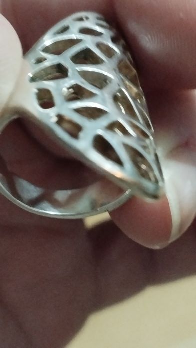 Śliczny srebrny pierścionek srebro próby 925