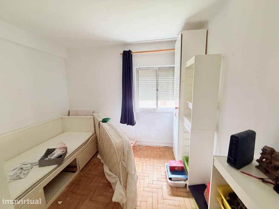 Apartamento T4 duplex Charquinho, Benfica, Lisboa