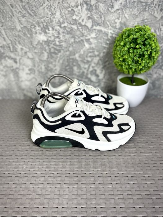 Nike Air Max 200 кроссовки 39 размер спортивные черно-белые