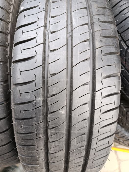 225 65 16 C Michelin