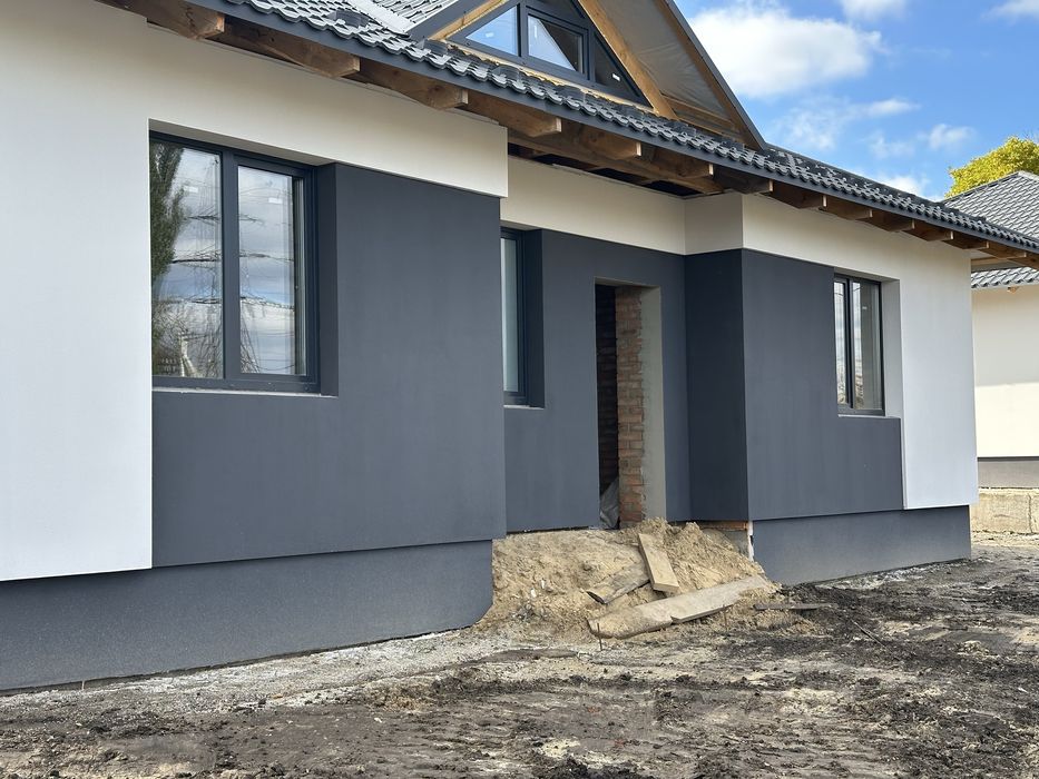 Продаж новозбудованого цегляного будинку в районі Луцького кільця