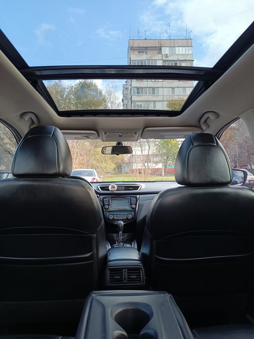 Nissan Rogue Максимальна комплектація