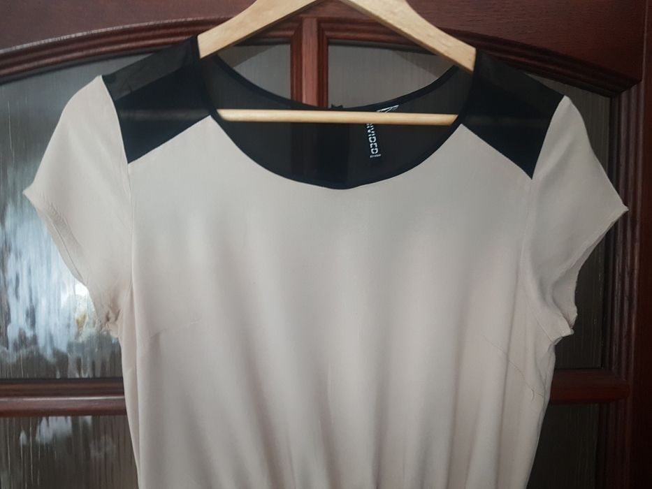 Sukienka beżowa H&M