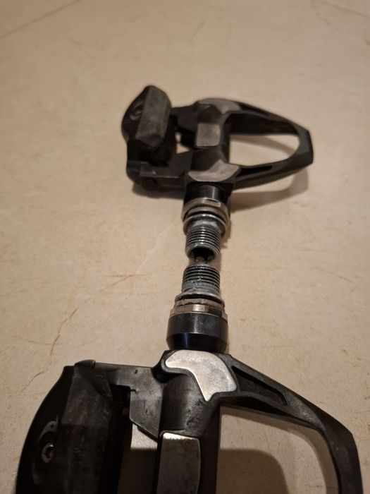 Pedais carbono Dura-Ace R9100