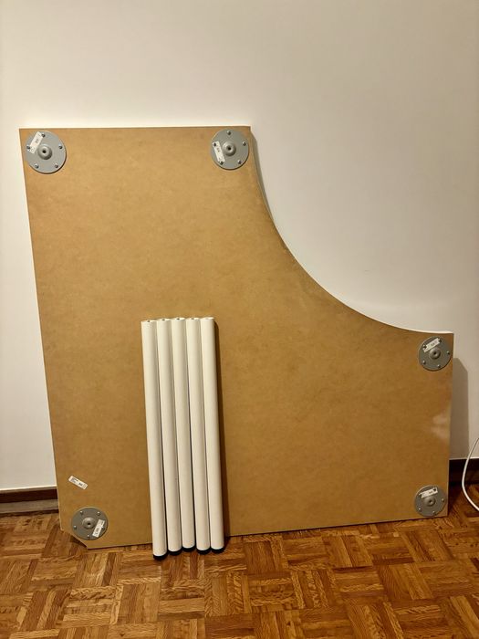 Mesa IKEA LINNMON 16353 Usada