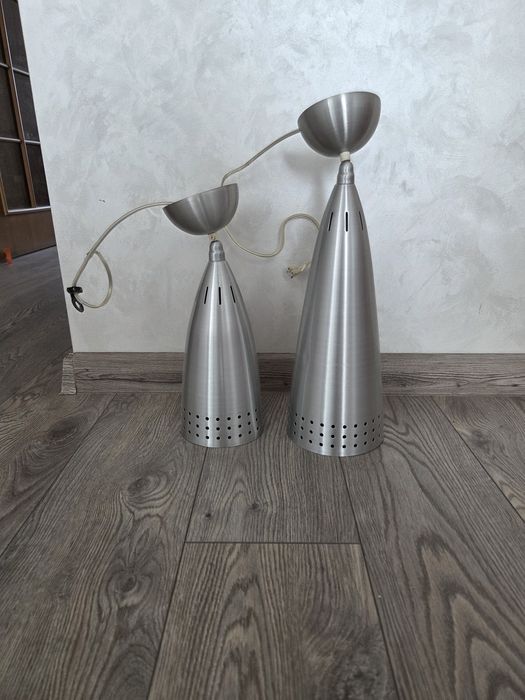 Світильник.на стелю.