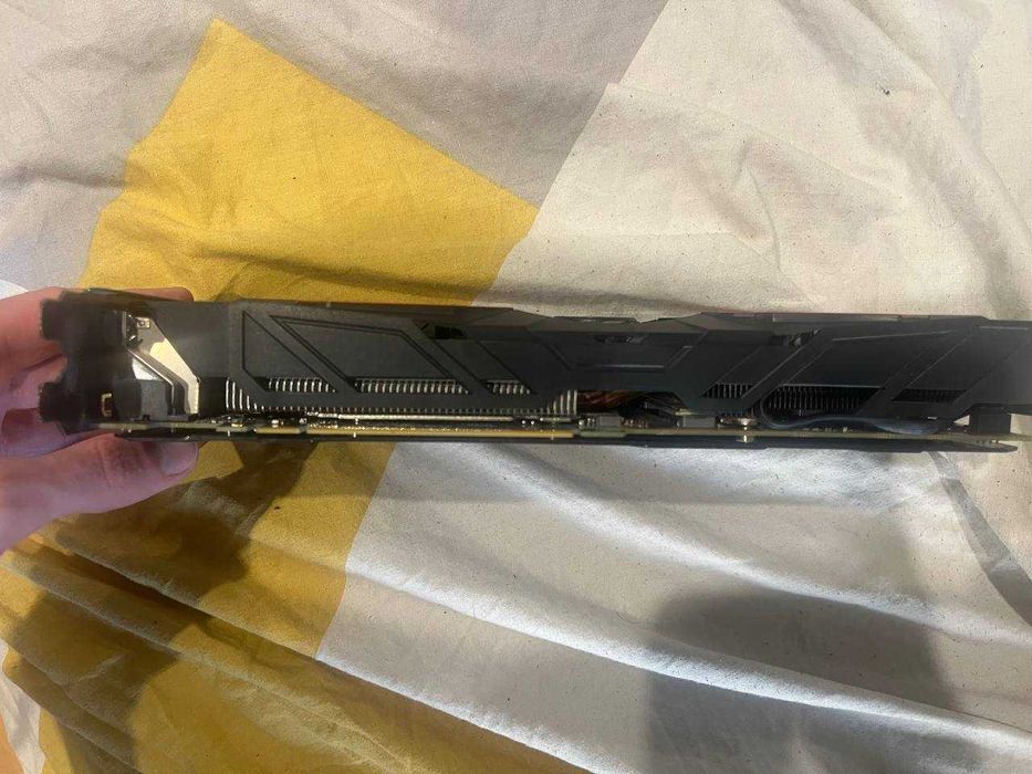 GeForce GTX 1070 8GB GIGABYTE Windforce | 3 кулери | Тиха та холодна