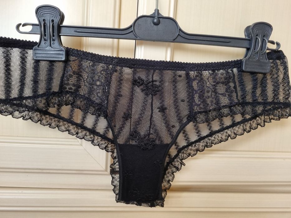 Трусики мережевні чорні нові