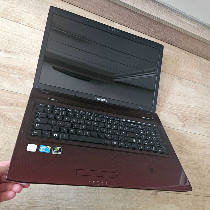 Laptop Samsung R780
