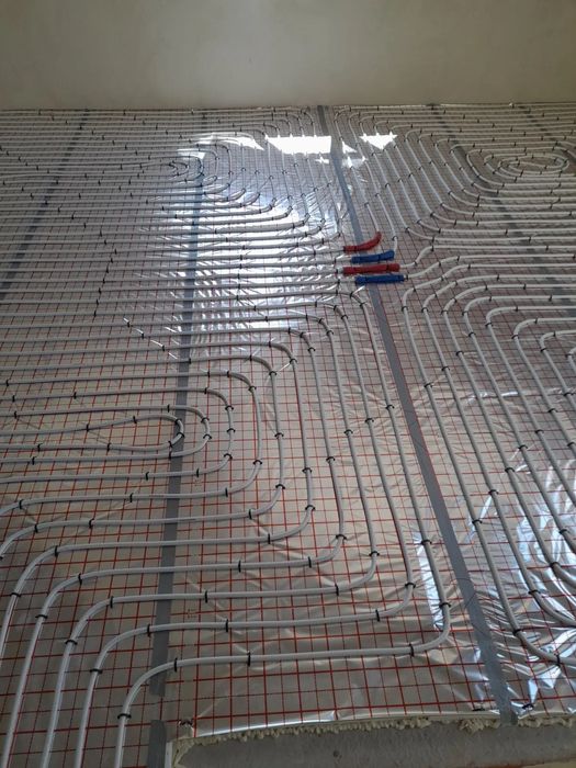 Usługi hydrauliczne, hydraulik