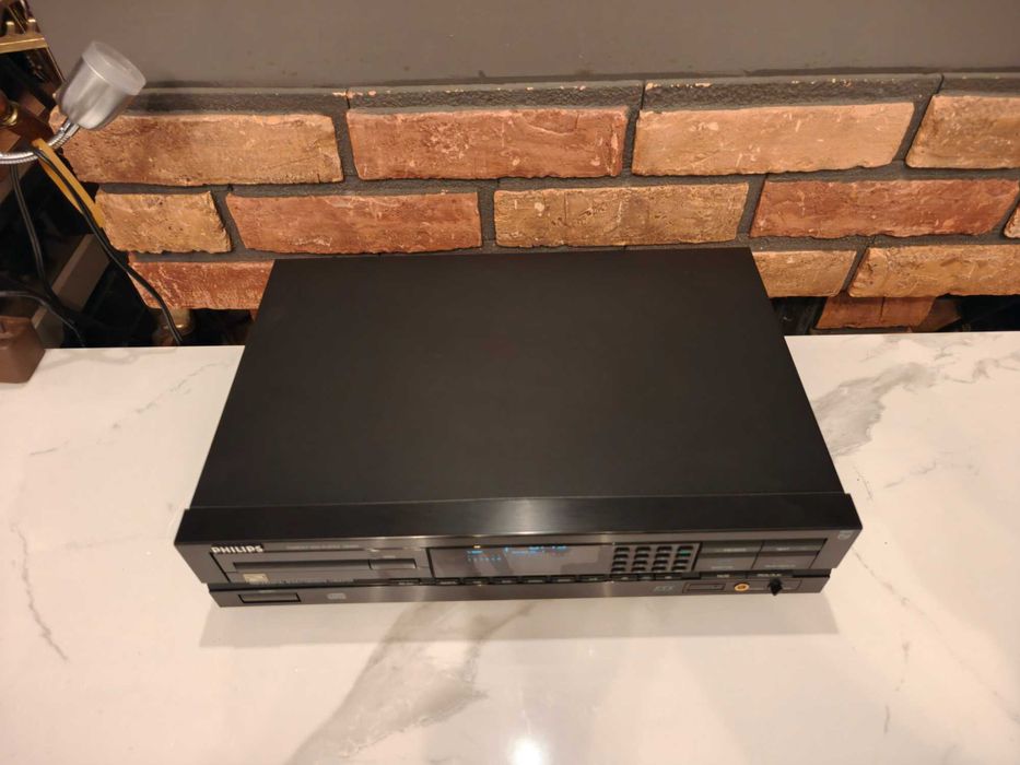 PHILIPS CD-824 ! Znakomity odtwarzacz CD ! Zadbany egzemplarz