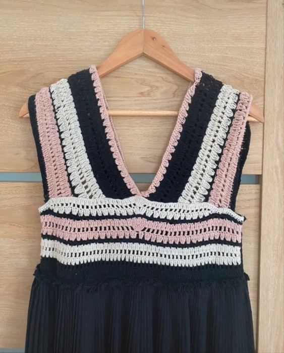 Sukienka dziergana zara