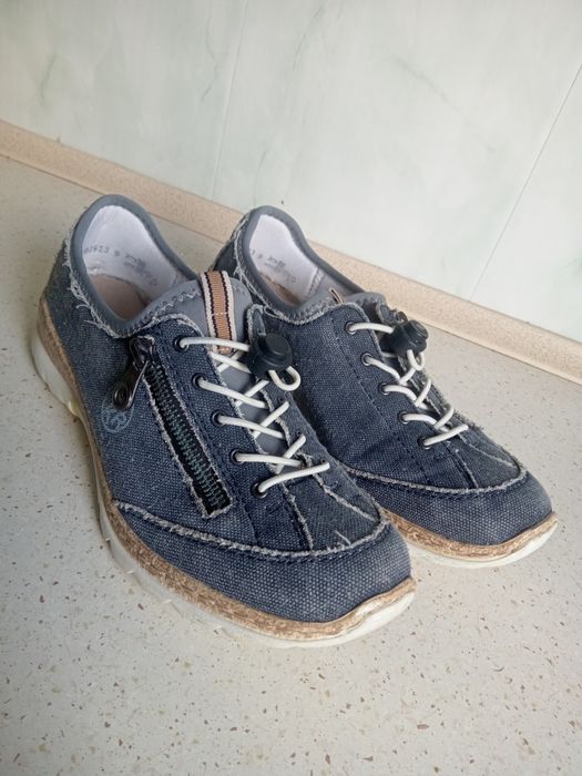 Buty damskie rieker 39 wkładki 24,5 cm używane