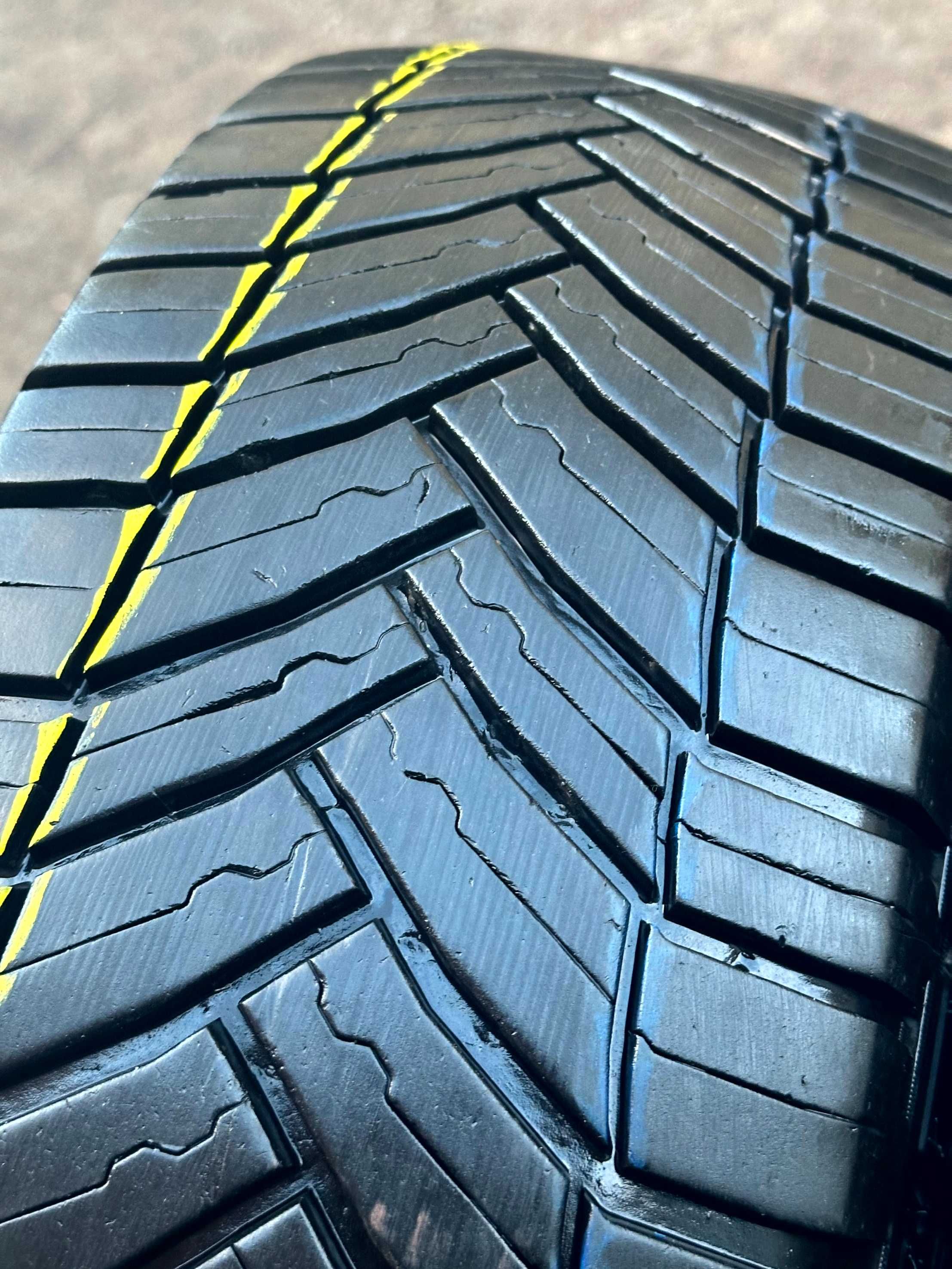 Шины БУ 215 65 R 16 C Agilis CrossClimate Резина грузовая Всесезонная ...