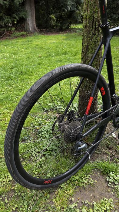 Cube Cross Race Black Red 28