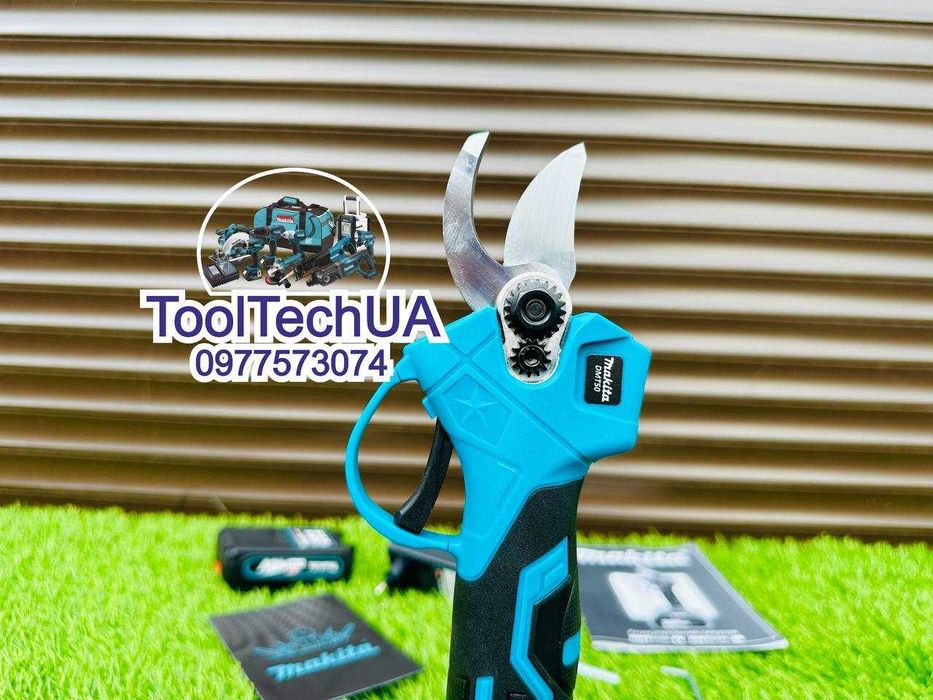 Акумуляторний Садовий Секатор Makita DMT50PRO 48V для обрізання гілок