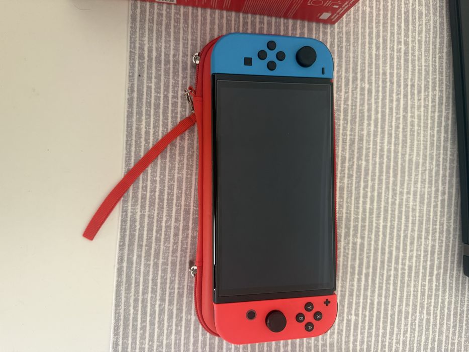 Nintendo Switch Oled 64gb neon red/blue