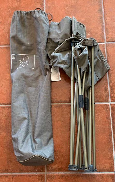 Cadeiras articuladas de campismo