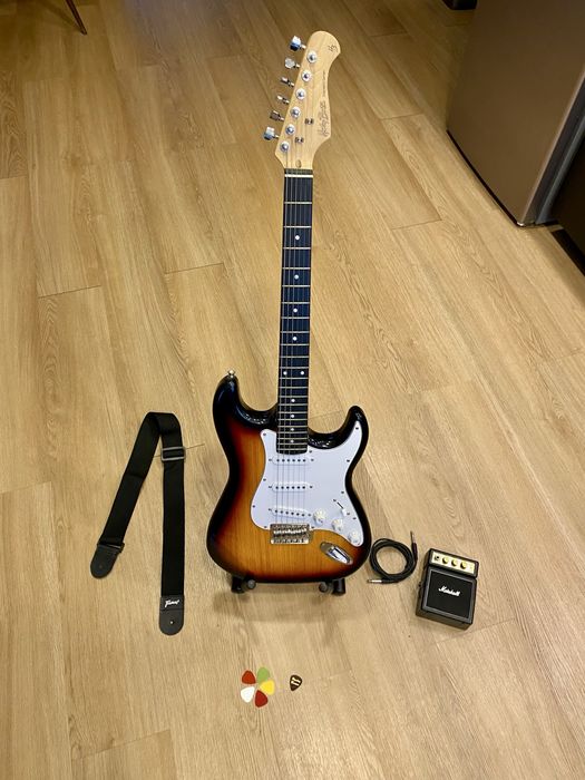 Guitarra elétrica Harley Benton ST-20 BK